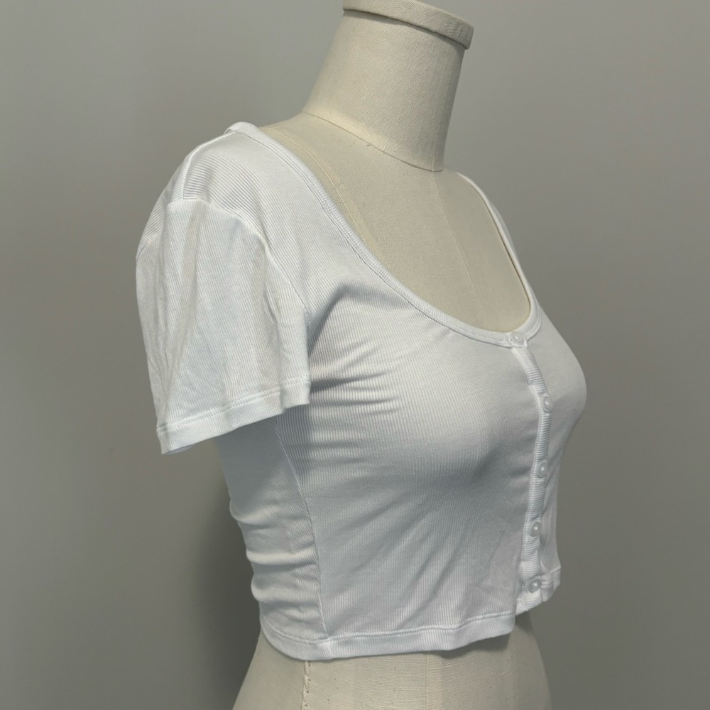 Aritzia Sunday Best Holly Top Button Front Cropped Rib T-Shirt White Crop Top S - Picture 8 of 14